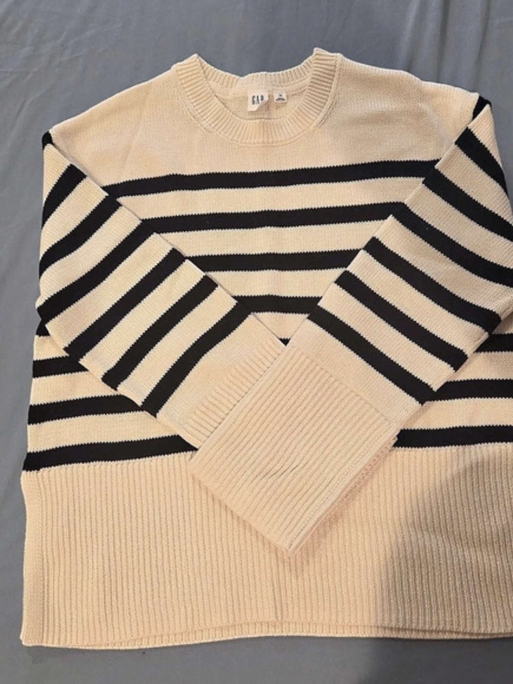 GAP Stripe Crewneck Sweater Striped Cream & Black Size XS